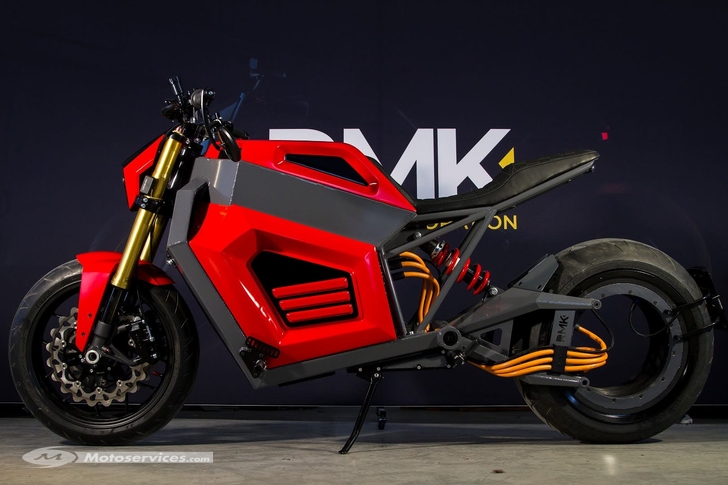 RMK E2 : la moto électrique avec le moteur dans la roue arrière